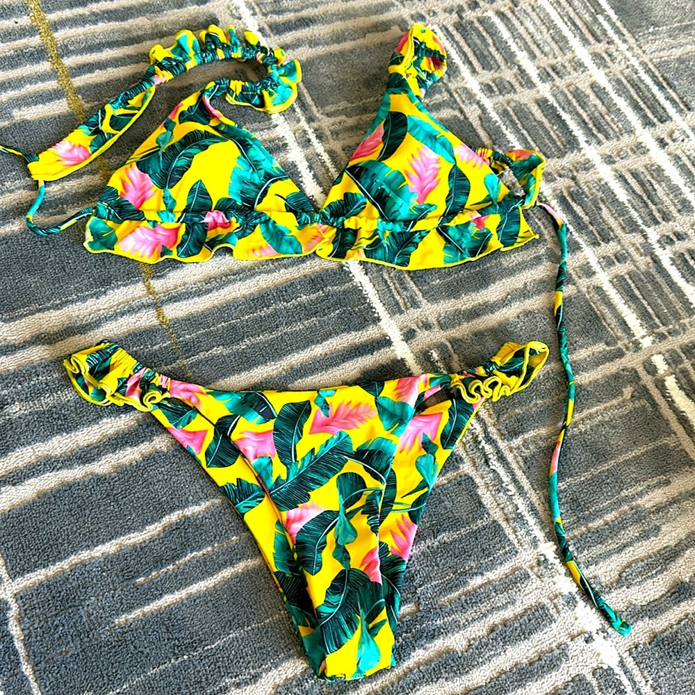Never Worn Bikini - image 1
